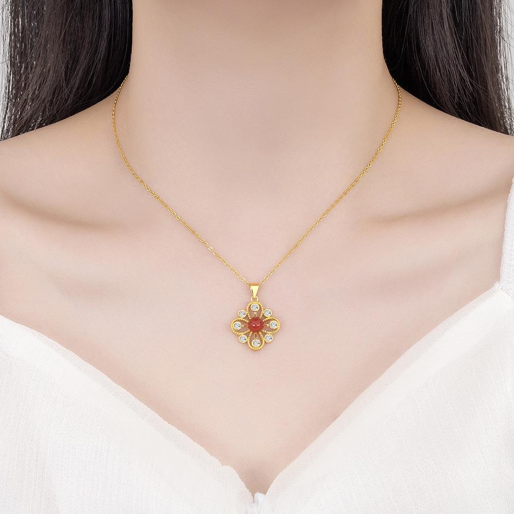 Flower Pendant Item Jewelry with Diamond Design Unique Shape Japanese and Korean Light Luxury Design Sense