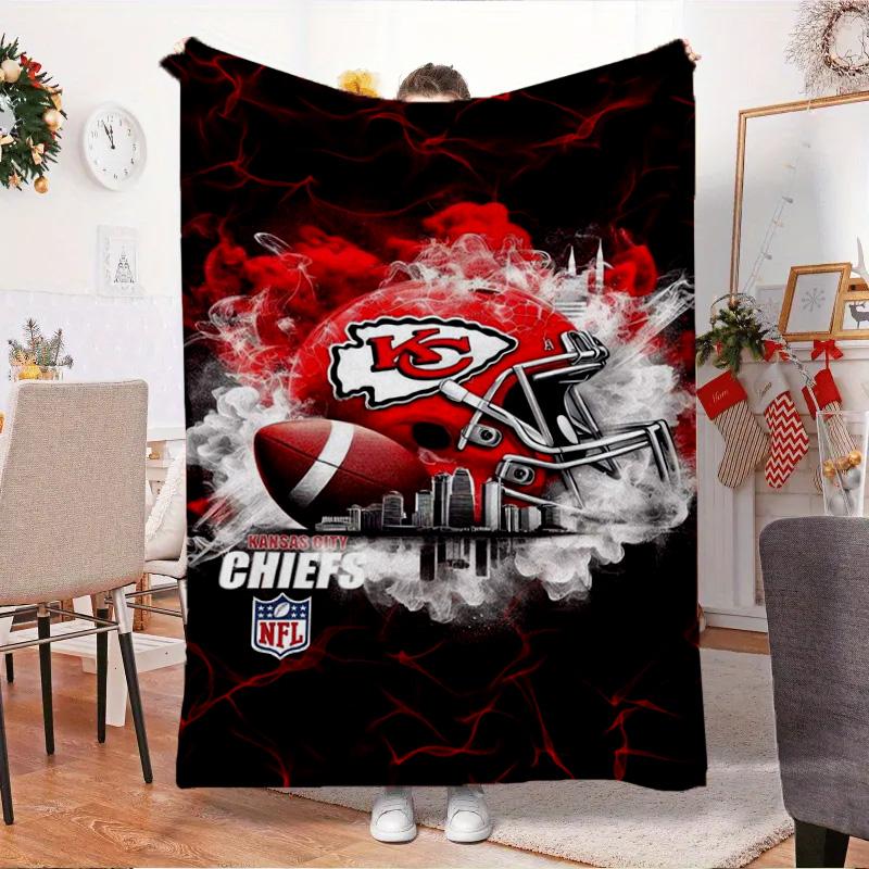 Kansas City Chiefs Logo Blanket Outdoor Flannel Blanket for Camping, Hiking, Garden Parties, Picnic Essentials,gift for family and friends