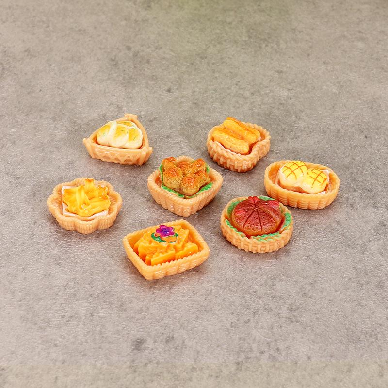 Miniature Resin Breakfast Pastries: Toy Bread & Buns Jewelry Accessories