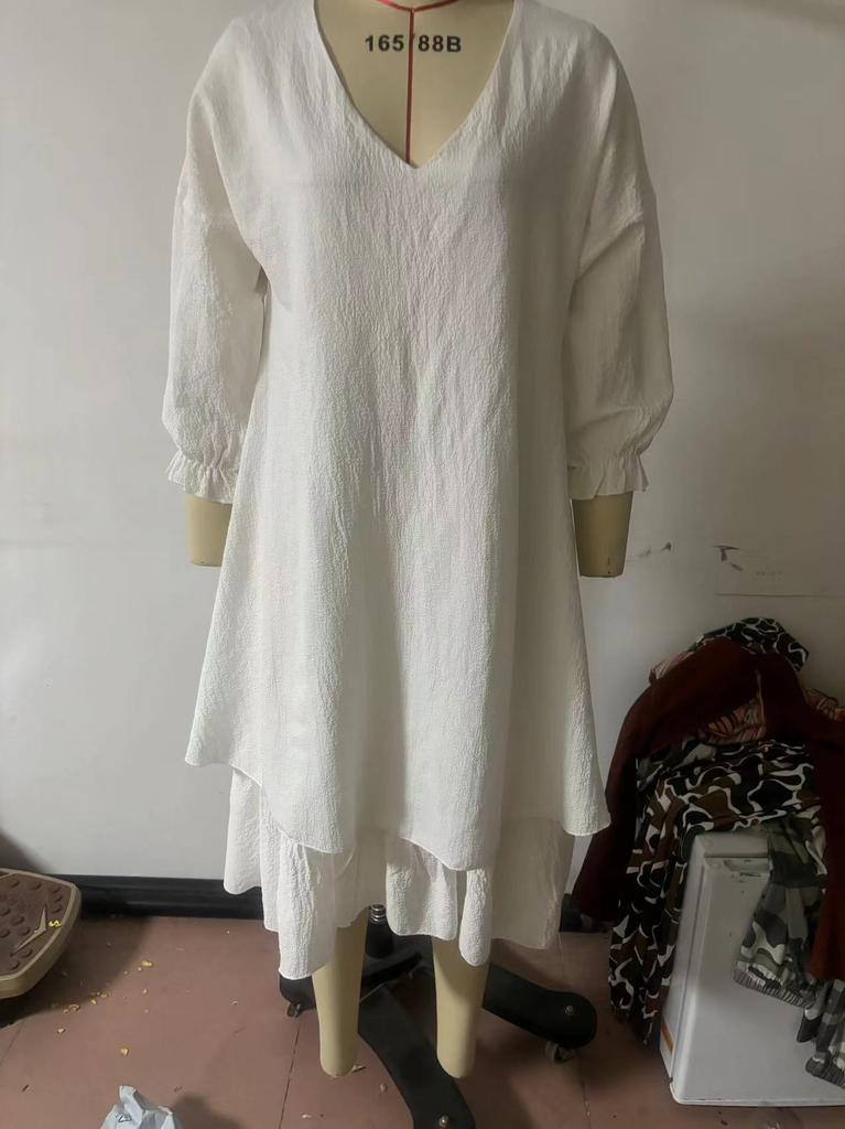 Damen V-Ausschnitt Dreiviertelarm Einfarbig Weiß Maxikleid Hohe Taille Rüschensaum Fließendes Boho-Kleid