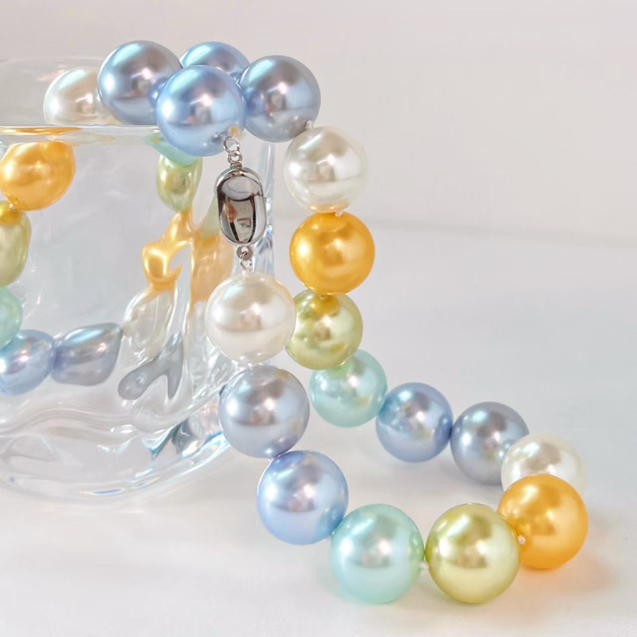 

Vintage 16Mm Large Granular Color Blue Cyan Artificial Crystal Pearl Necklace Clavicle