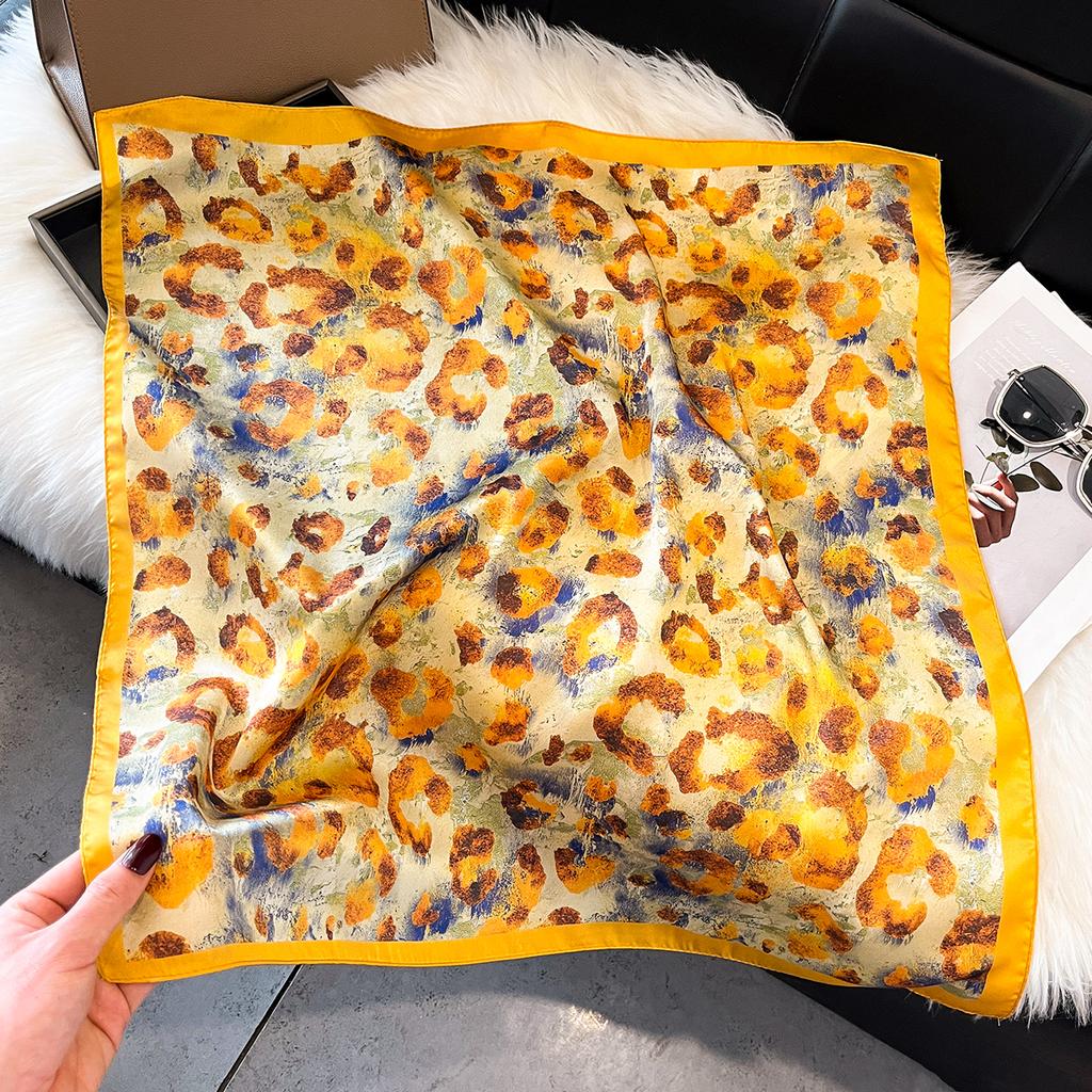 Scarf Women Silk Scarves Square Bandana Hijab Wrap Flower Designer Neckerchief Shawl Kerchief Hair Band Foulard Luxury