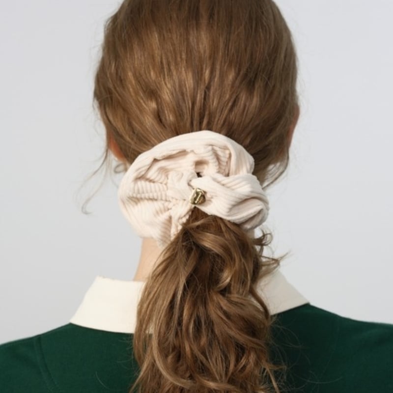 

Резинка-скранч DEPOUND из вельвета - слоновая кость ivory