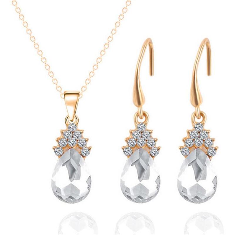 Gioielli di Moda - Set Sposa Stile Leggero e Fresco - Set Collana Pendente e Orecchini a Bottone