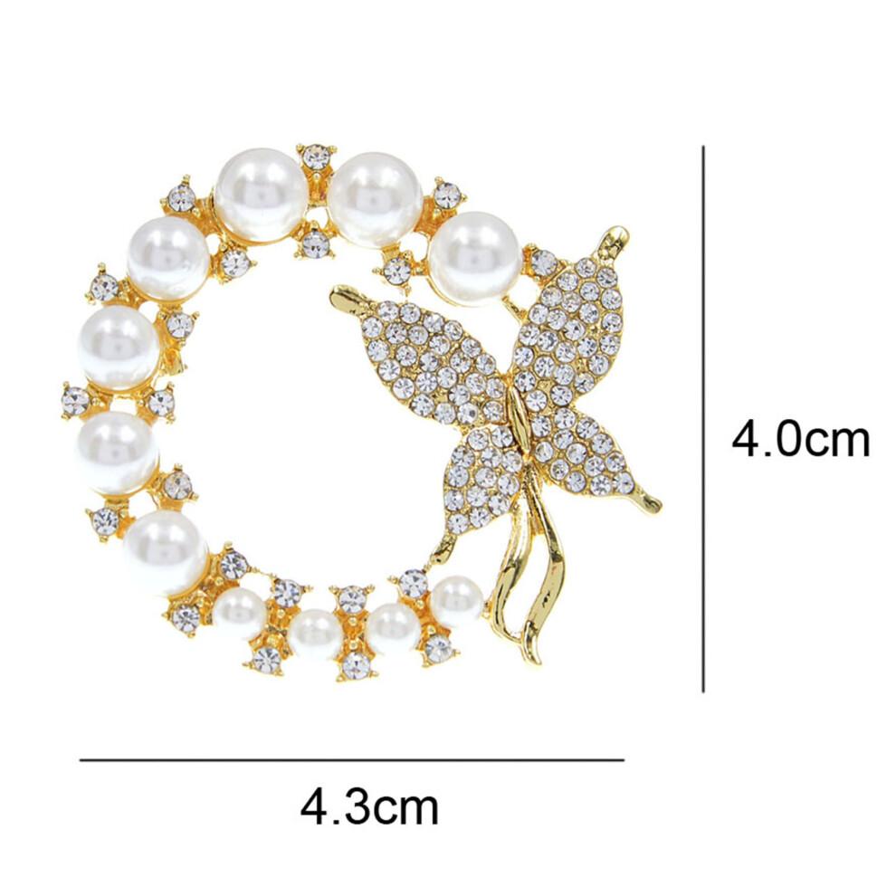 Women's round pearl and rhinestone brooch, Baroque style, modern elegance, butterfly design, suitable for parties and weddings.