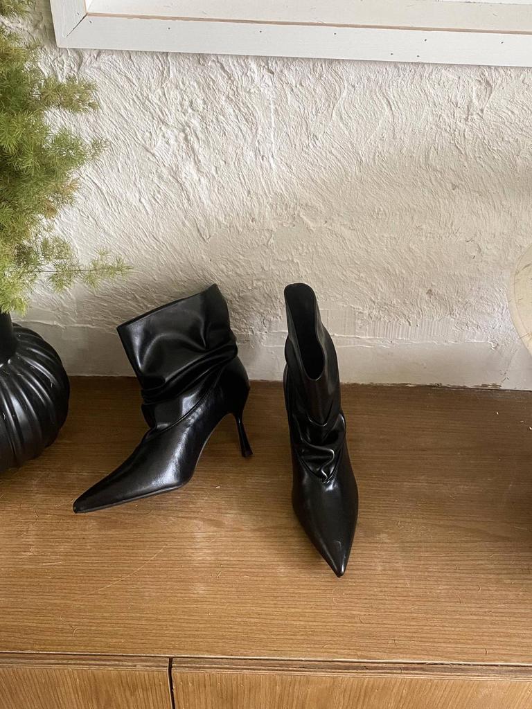 French Retro Short Boots for Women 2025 Autumn and Winter New European and American Spice Girls Sexy Soft Leather Thin Heels Pointed Heads Piled High 