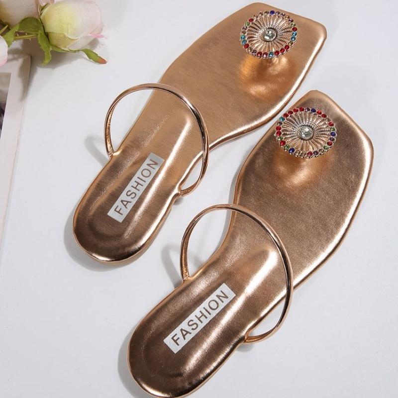Mode Damen Sommer Flache Strass Blume Strand Hausschuhe Bequeme Zehensteg Damen Flache Strandsandalen Lässige Damen Flip Flops