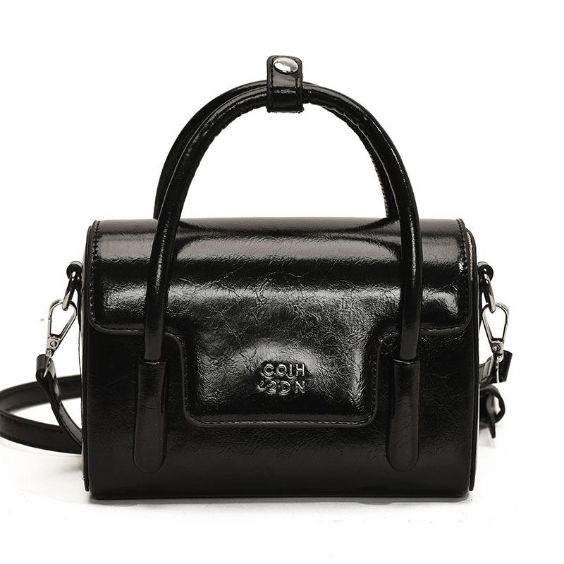 Niche Retro Portable Small Square Bag, Simple Oil Wax Leather, High-end Sense, Solid Color Single Shoulder Messenger Women's Bag