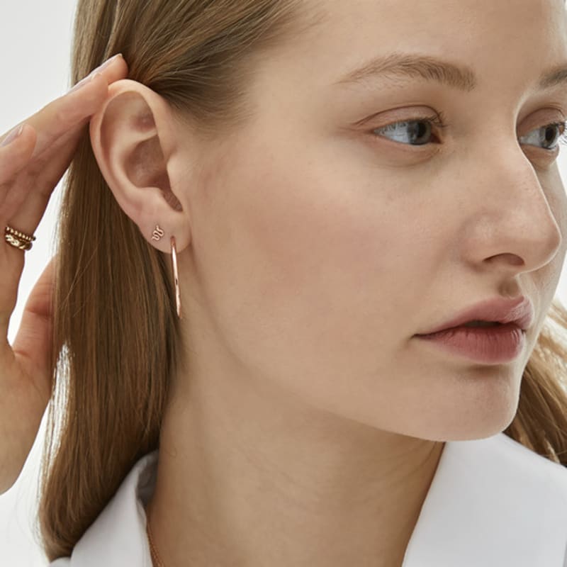 Own Snake Piercing (14k / 18k Gold)