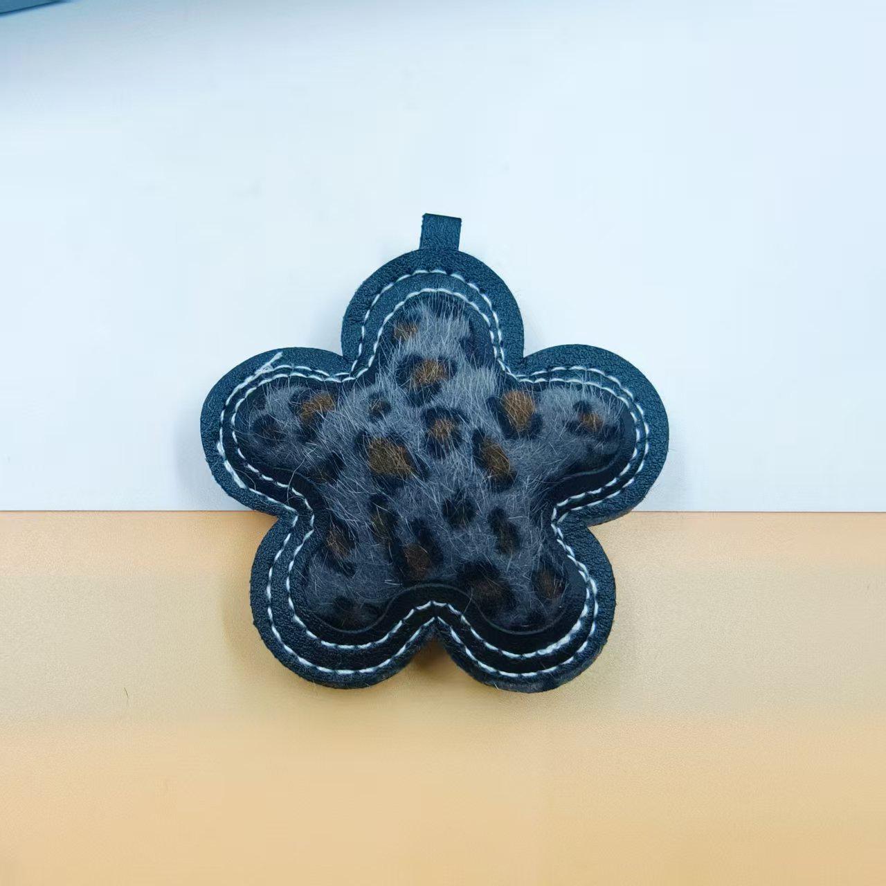 European & American Style Leopard Print Floral Leather Pendant Miu Series Frosted Sexy Hollow Gift Bag