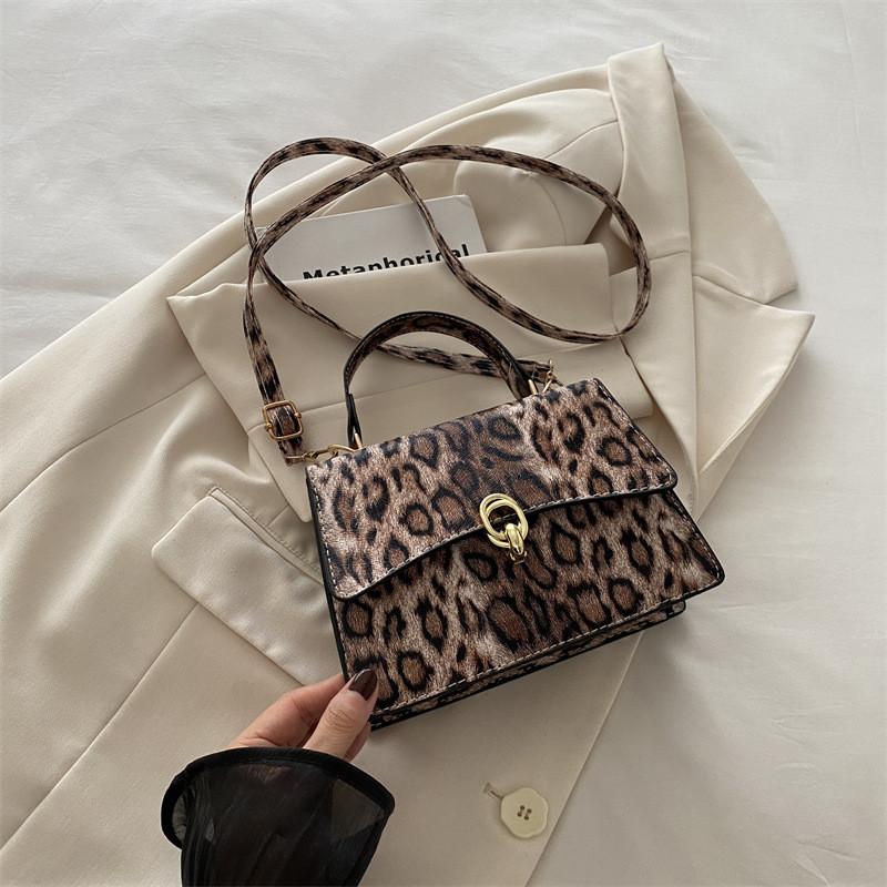 Chic Black And Brown Trendy Pu Handbag For Women With Stylish Compact Design For Everyday Use коричневый