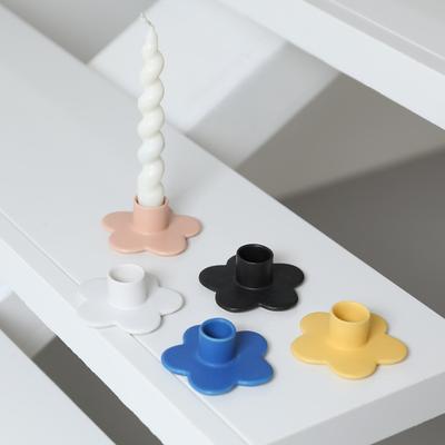 Ceramic Candle Holder Cartoon Flower Shape Candelabrum Desktop Storage Accessories Candlestick Home Decoration Accessories