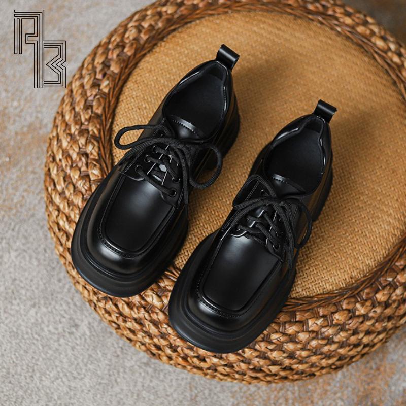 

British Style Lace Up Small Leather Shoes for Women, Fashionable New High-heeled Thick Soled Inner Height Shoes 39