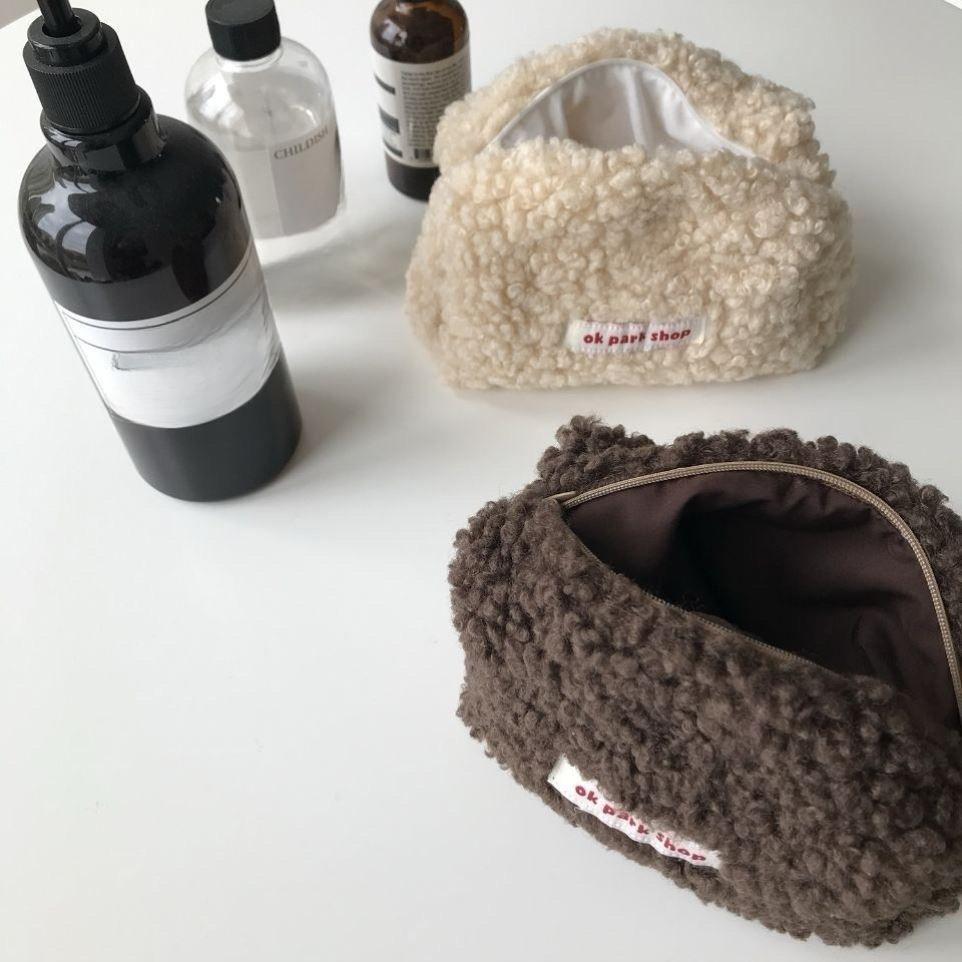 Fluffy Lamb Wool Makeup Bag Cute Storage Japanese Style High-value Large-capacity Portable Pencil Case for Students