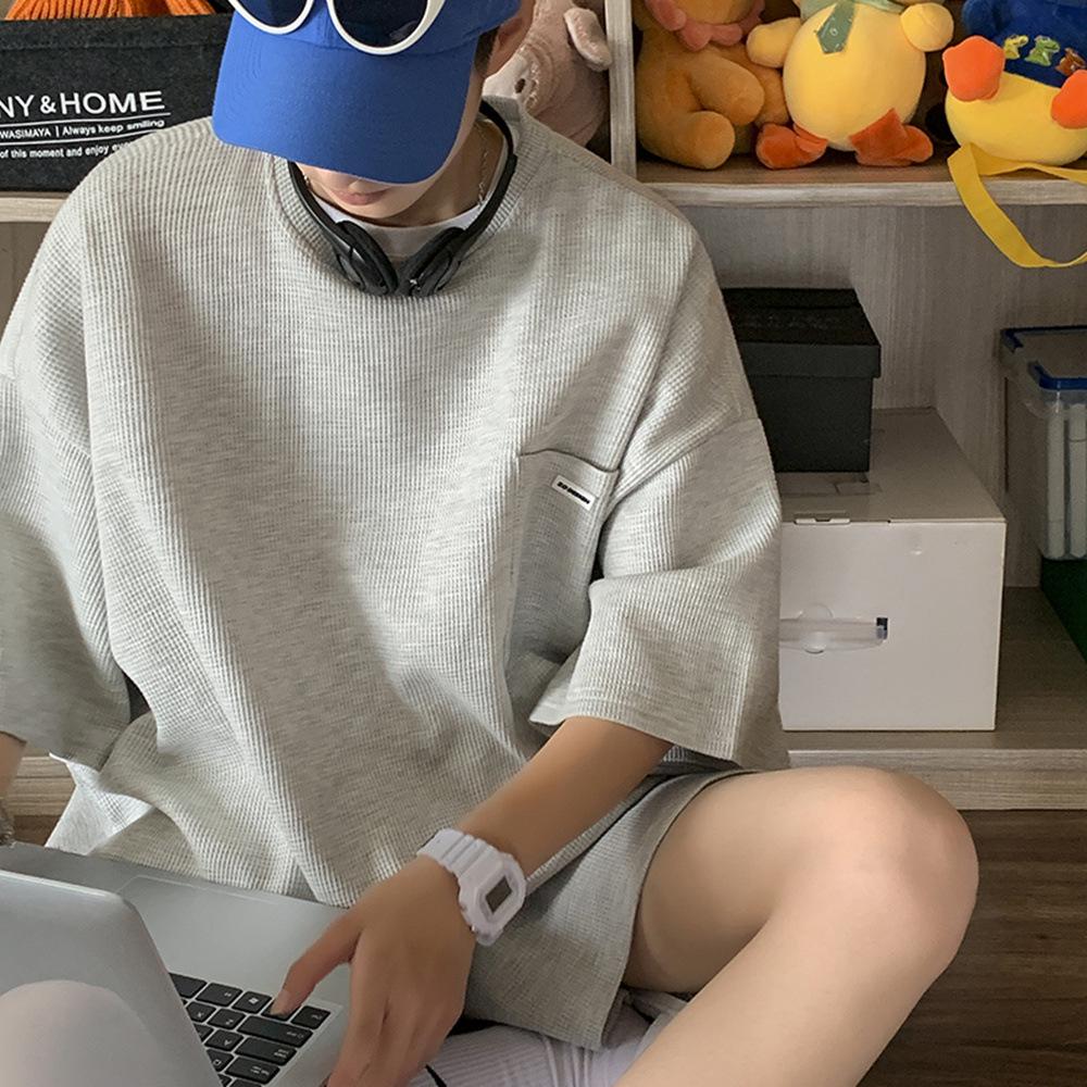 Herren Trendiger Waffel Sommer Zweiteiler: T-Shirt & Shorts