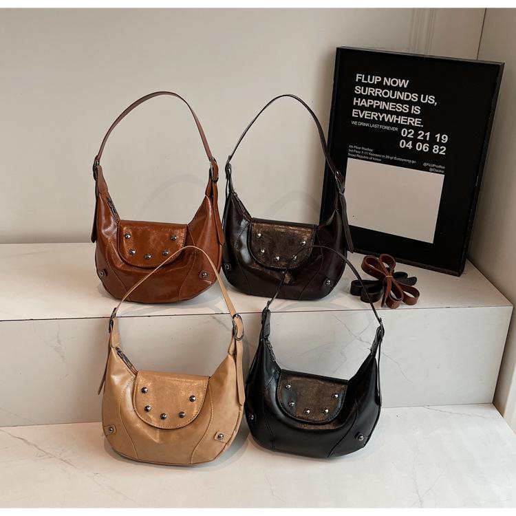 Vintage Mallard Style Shoulder Underarm Bags for Women Versatile Rivet Design Ladies Crossbody Bag Autumn Cool Girls Pu Handbags