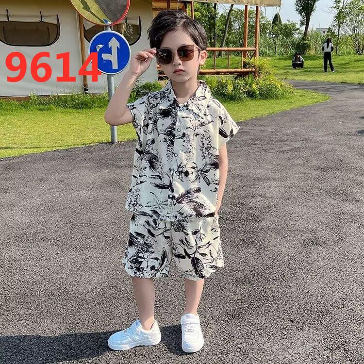 Boys' Hawaiian Floral Shirt & Shorts Set - Stylish Summer Beachwear for Kids