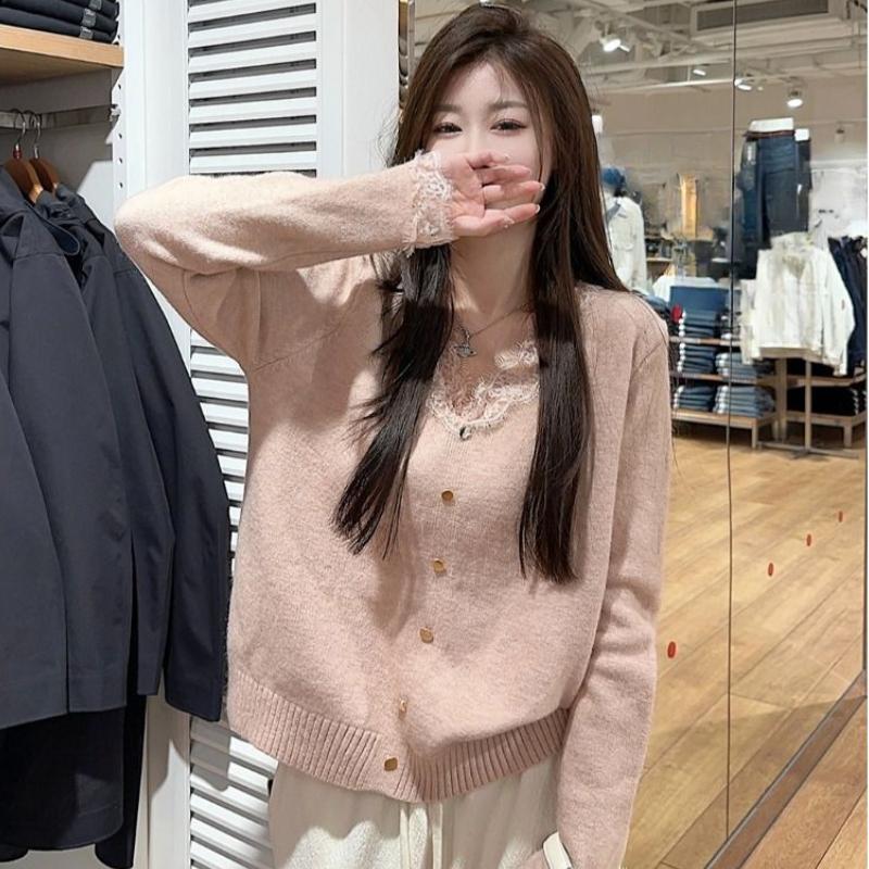 

A Gentle V-neck Long-sleeved Knitted Sweater with Lace Edges, A Base Layer Sweater for Women one size рожевий