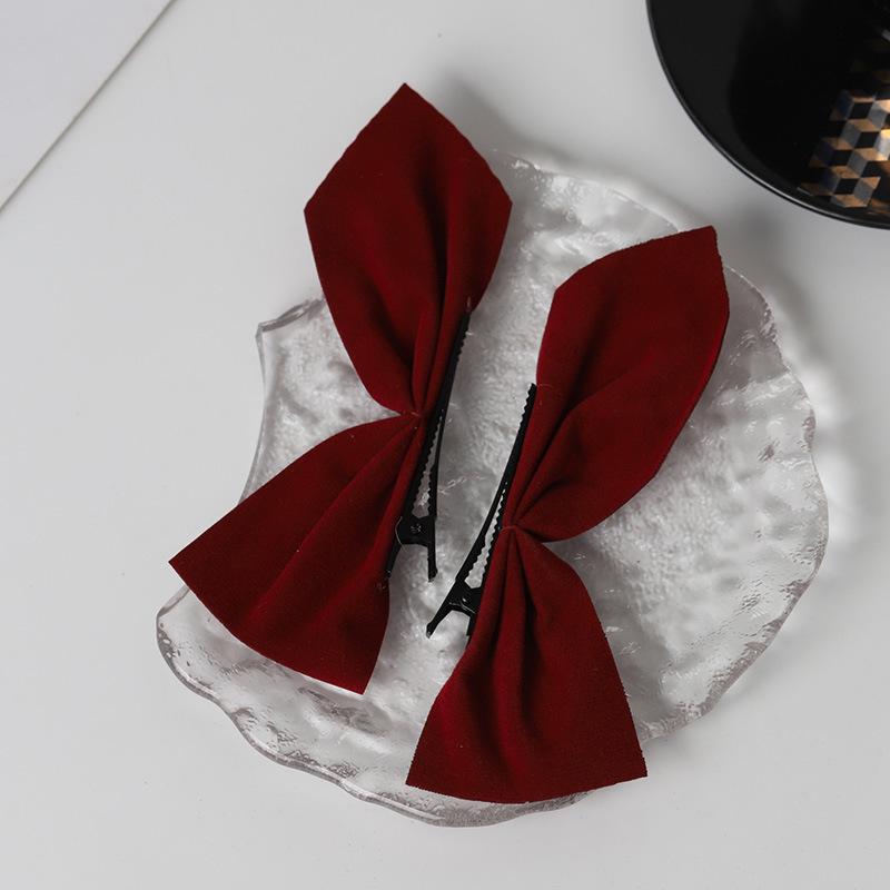 Black Velvet Bow Hairpin - Jisoo-Inspired Korean & Japanese Style Side Clip Hair Accessory