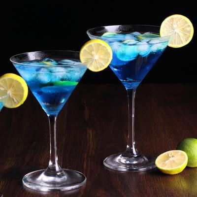 Dreieckiges Glas Cocktailglas Martini Kreatives hohes Glas Bar Klassische Mixer