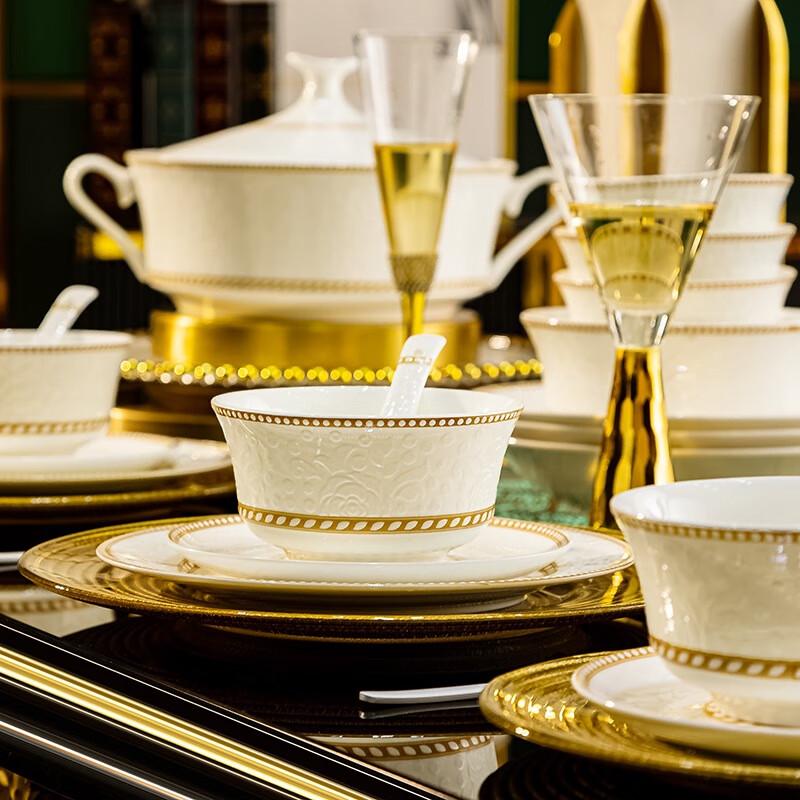 ZISIZ 42-Piece Embossed Rose Bone China Dinner Set