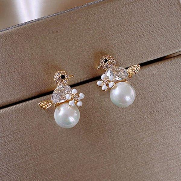 New Design Sweet Rhinestone Flower Stud Earrings For Women Elegant Imitation Pearl Crystal Zircon Earring Korean Party Jewelry