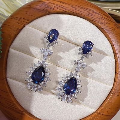 Huitan Splendidi orecchini pendenti con gocce d'acqua blu CZ per le donne Noble orecchini da sposa per matrimonio Gioielli di lusso alla moda femminile per feste