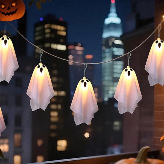 10 ks Halloweenská závěsná svítící dekorace duchů Strašidelný bílý látkový duch se světelným řetězem pro výzdobu přední verandy, dvora, trávníku, zahrady