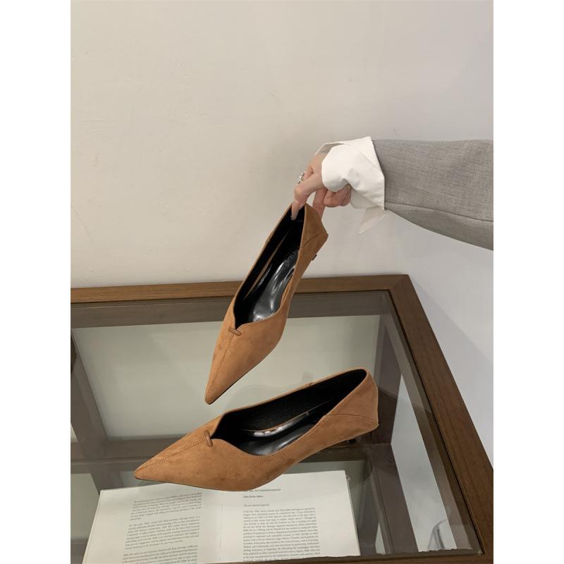 2025 nuevos tacones altos de aguja de gamuza de punta para mujer, zapatos individuales de boca poco profunda de tacón fino, versátiles para otoño, zapatos profesionales para el trabajo