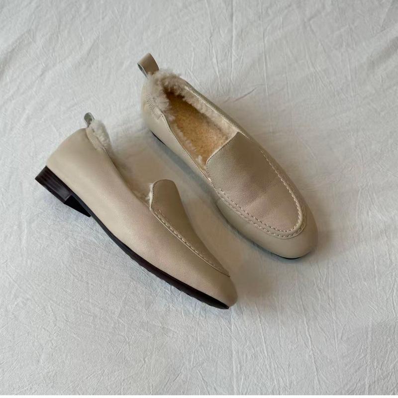 Simple Round-toe Leather Shoes - New Low-heeled Single Shoes for Women - New Style
