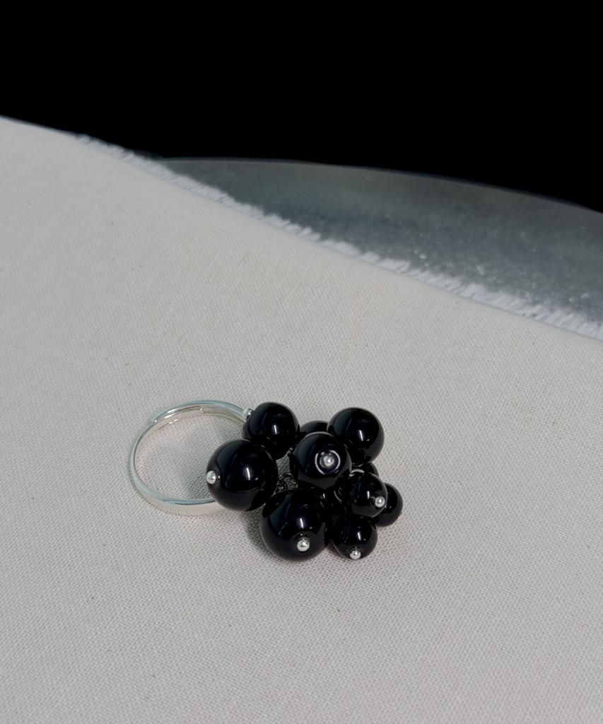 Knosis [925 Silver] Onyx Pebbling