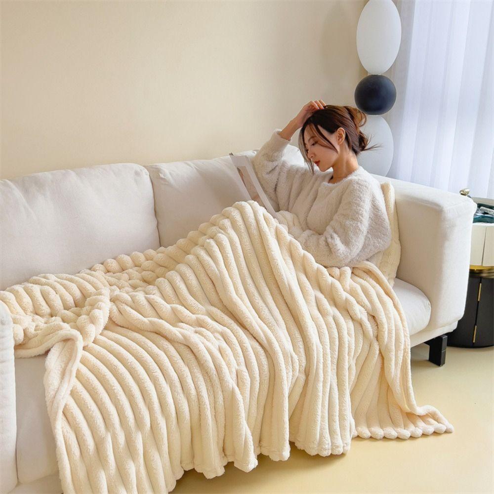 Bed Suppiles Solid Color Flannel Blanket Comfortable Warm Blanket Soft Thickened Office Nap Blanket Home