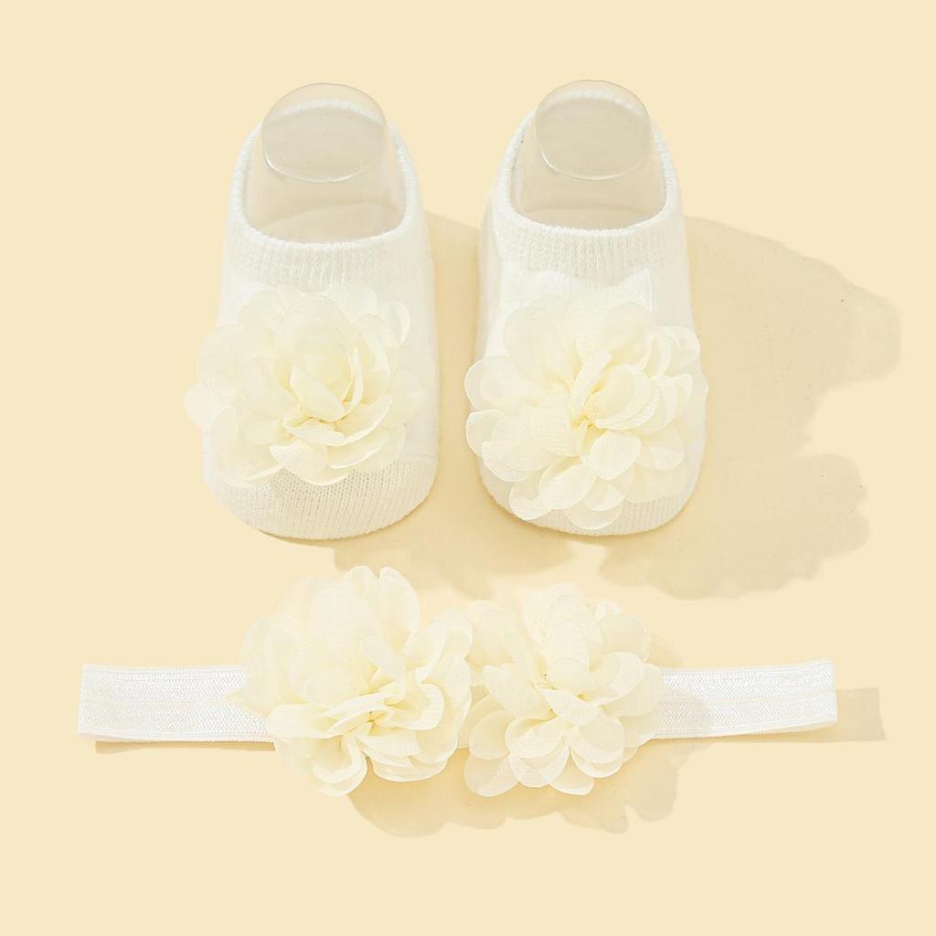Adorable Flower Socks and Headband Set - Perfect for Baby Girls This Fall and Spring!