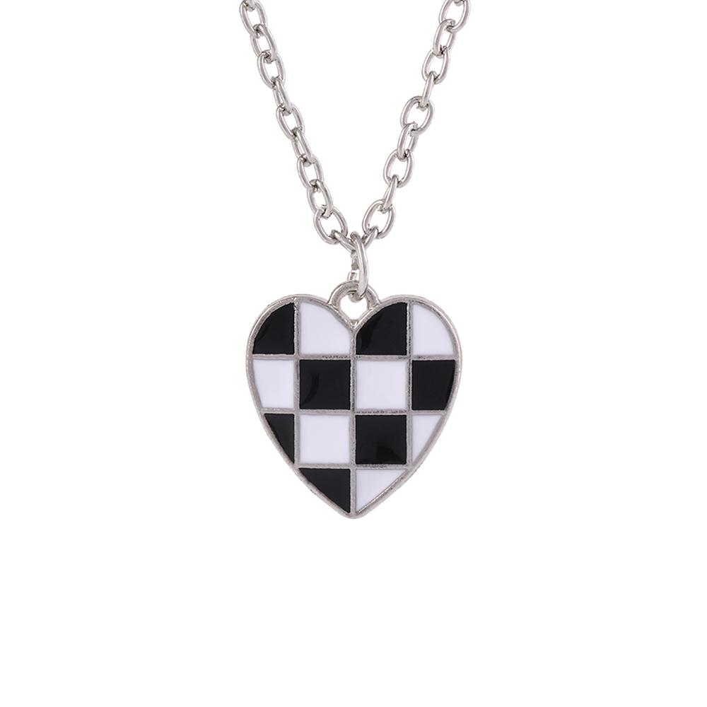 Funny Black Blue And White Plaid Heart Pendant Necklace Romantic Choker Chain For Couple Lovers Boyfriends Holiday Festival Gift