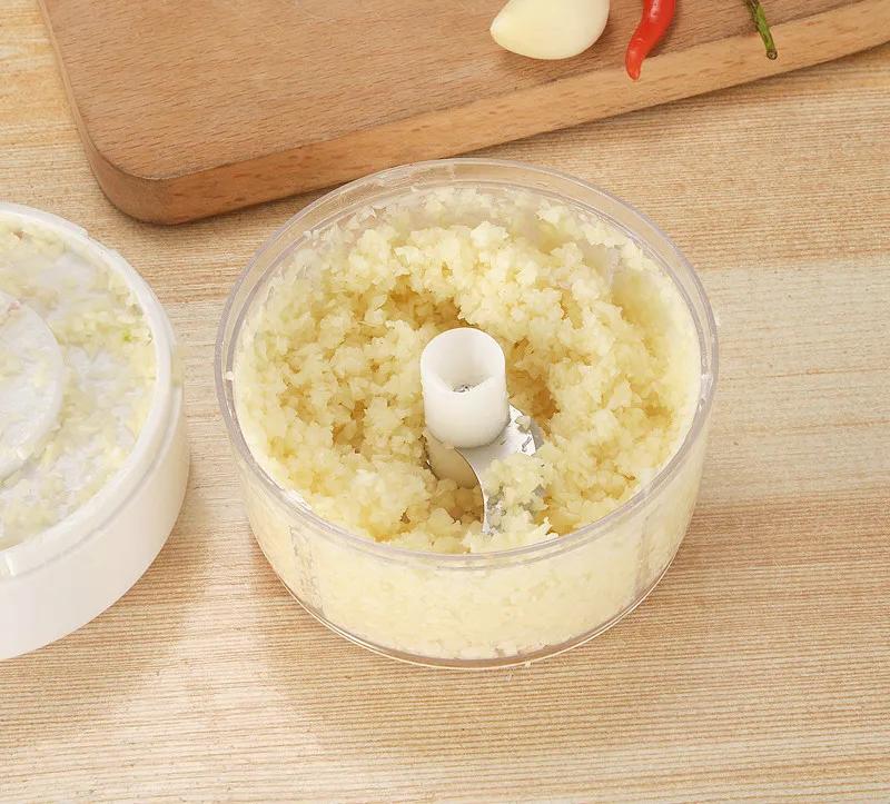 Multifunction High Quality Speedy Peeling Garlic Vegetable Fruit Twist Shredder Manual Meat Ginger Chili Grinder