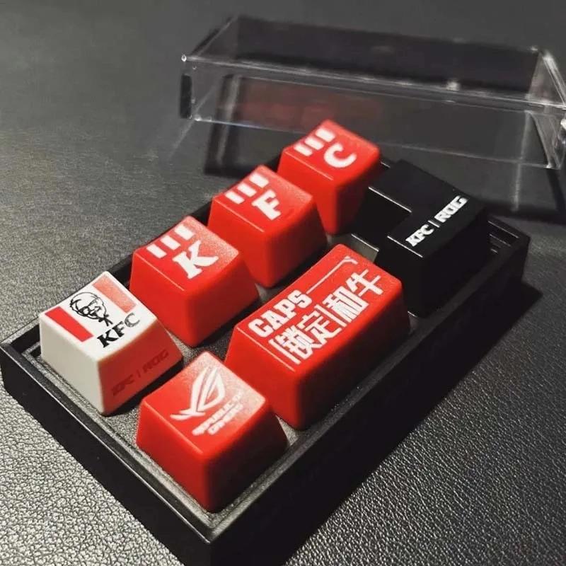 1 Sett Anime Tegneserie Perifer Leketøyssett Kfc Tastehette Mekanisk Tastatur Modell Samling Ornamenter Fans Gaver