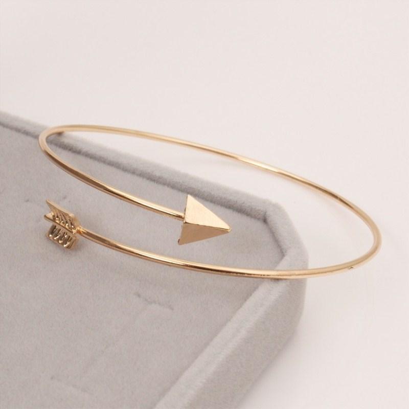Leaf Cuff Bracelets Vintage Open Adjustable Fashion Feather Charm Bracelets For Women Sweet Fashion Zircon Gift Wholesale