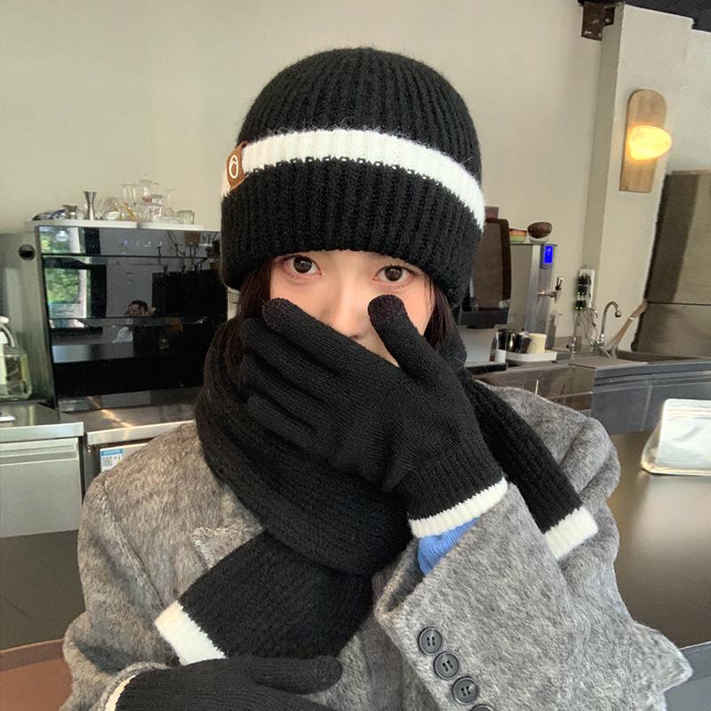 Women's High-End Winter Wool Hat, Gloves & Scarf Set - Warm, Fashionable Cold Protection