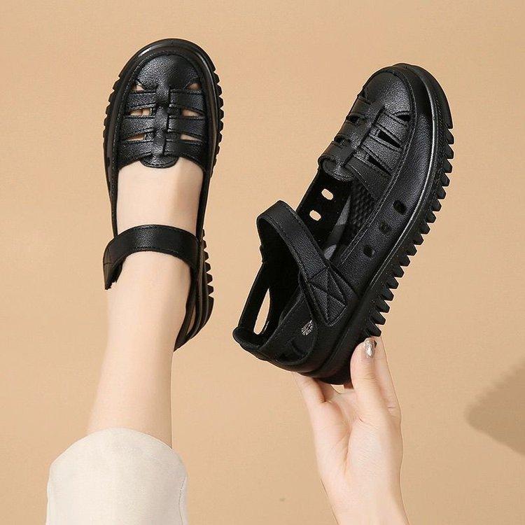 Soft Leather Soft Sole Mother Shoes Bag Head Sandals Women's Comfortable Non-slip Single Shoes Hollow Hole Shoes Middle-aged and Elderly Leather Sho