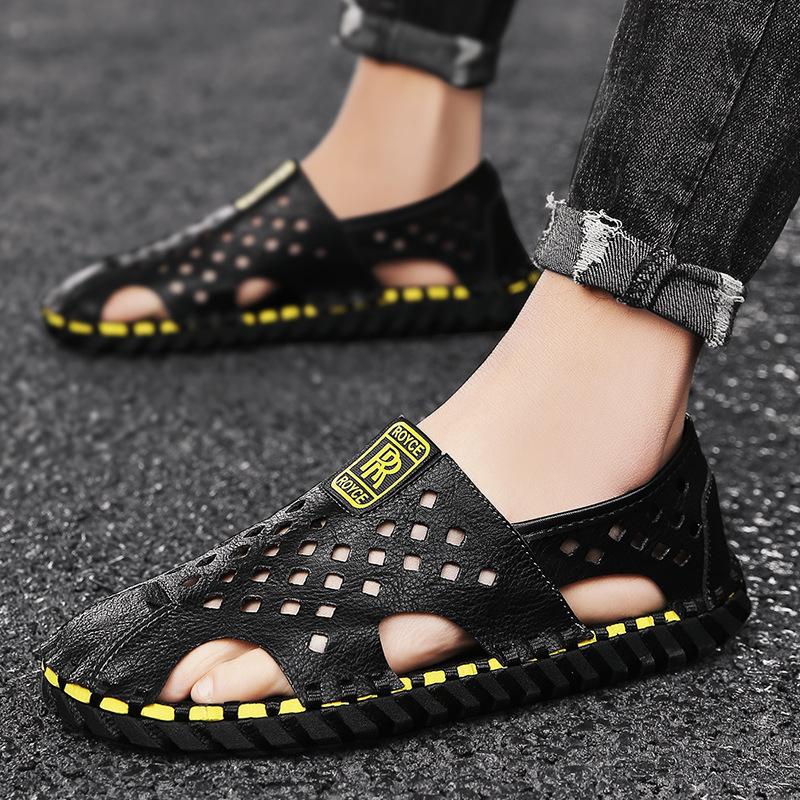 2025 Summer New Breathable Soft-soled Men's Casual Shoes Hollowed Out Hand-stitched Sandals Bag Head Outer Hole Shoes