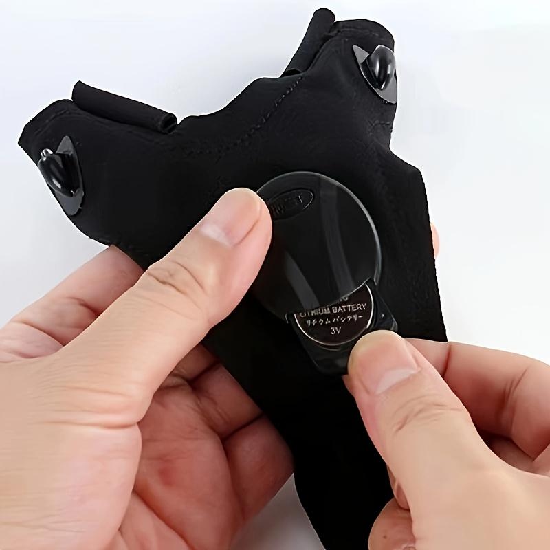 Portable LED flashlight gloves – breathable and luminous gloves, cool fingertip luminous gloves (battery powered).