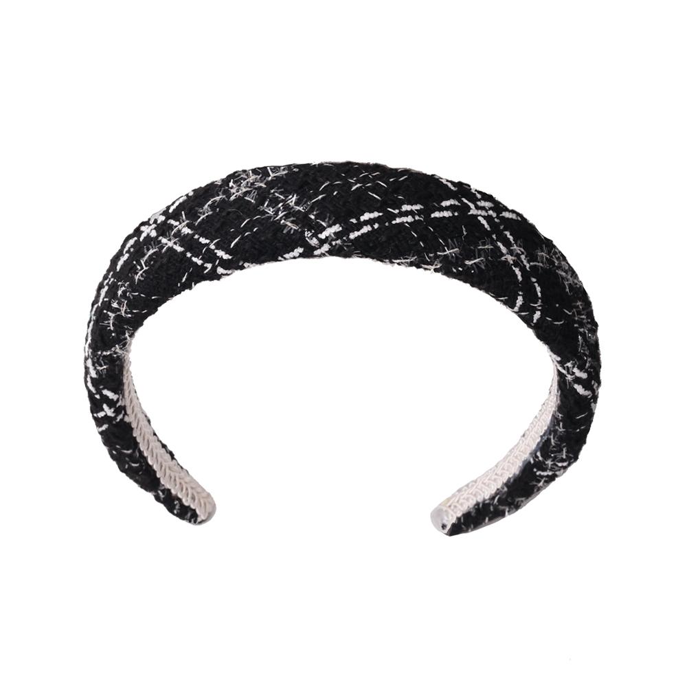 

Checkered Embroidered Classic Minimalist Design Headband With Temperament For Autumn And Winter Hair Accessories&For Any Occasio чёрный
