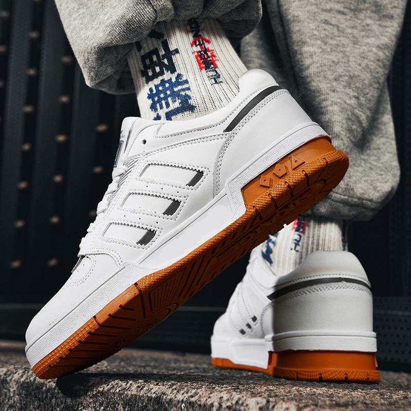 New Lace-up Breathable Sports Casual Shoes for Women Classic Low Top Student Round Head Non-slip Shoes for Men