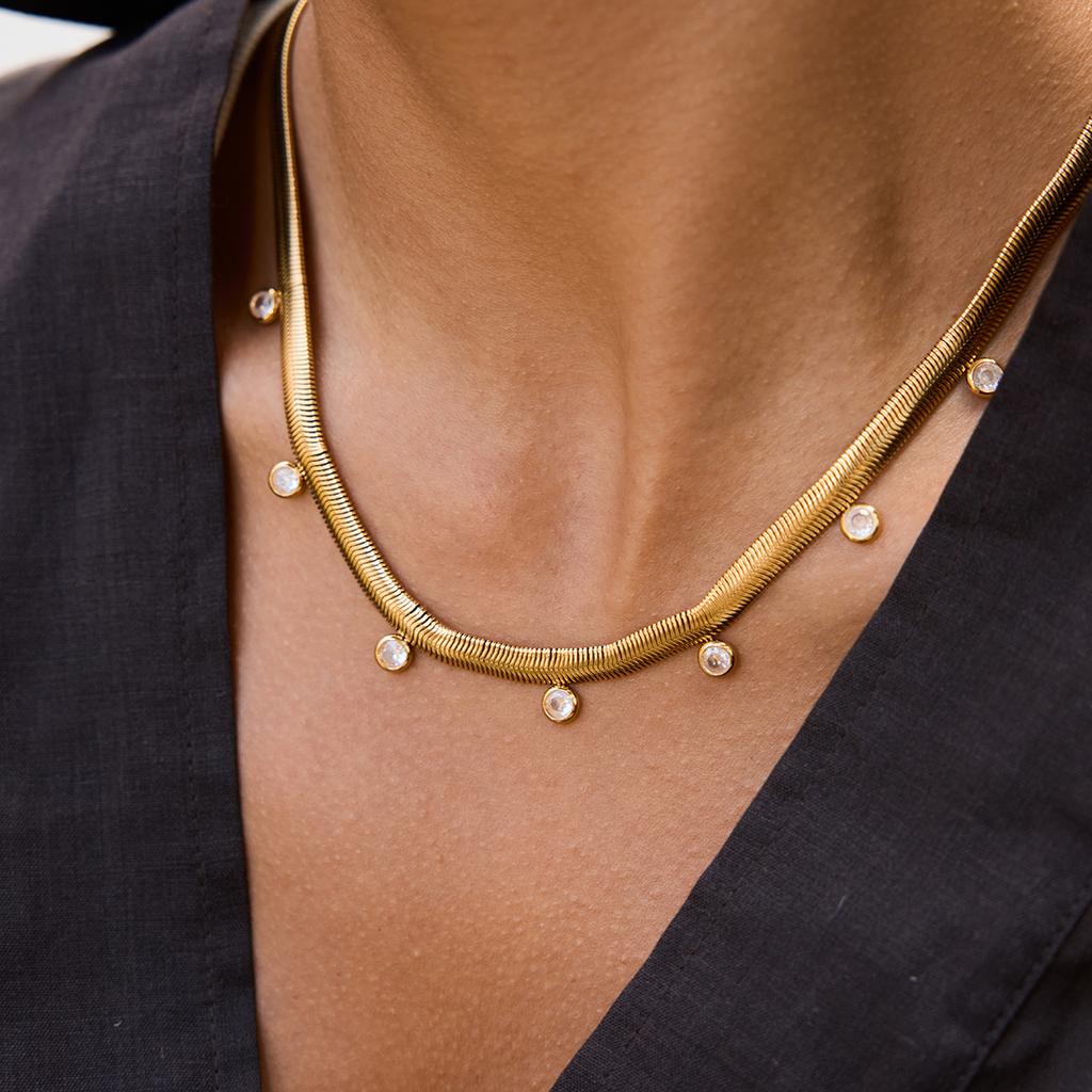 Yori High Quality Cubic Zirconia Pendant Snake Bone Chain Necklace 18K Golden Plated 2025 Personalized Charm Statement Jewelry