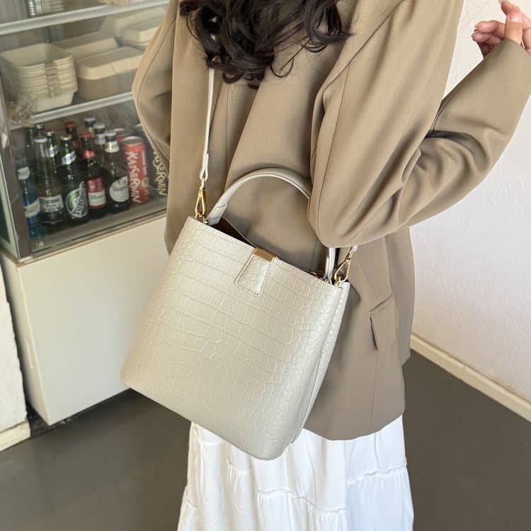 Vintage handheld bucket bag with single-shoulder crossbody women's bag