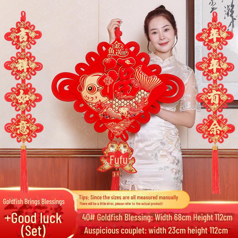 Luxusní přívěsek čínského uzlu se zlatou rybkou pro novoroční požehnání a dekoraci při kolaudaci