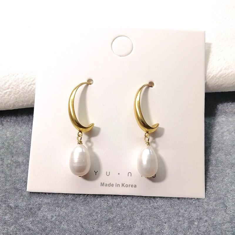 Vintage natural freshwater pearl gold earrings - dangle, stud, and hook styles