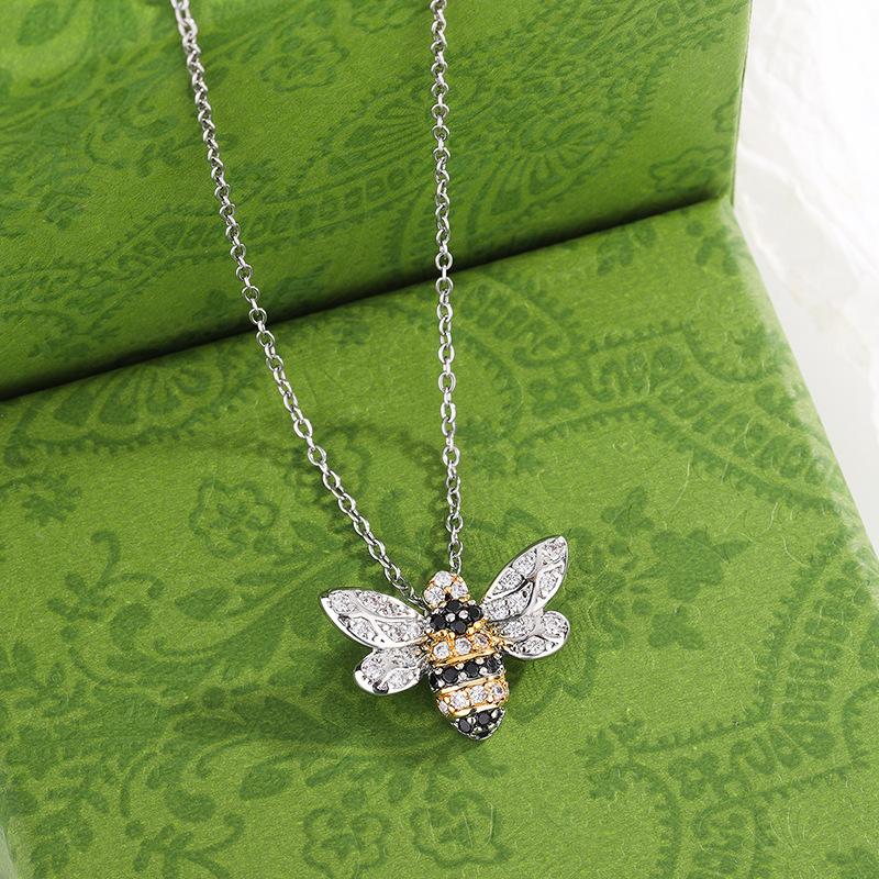 Fashionable Temperament Diamond Creative Little Bee Shaped 925 Sterling Silver Cute Personalized Necklaces XL065