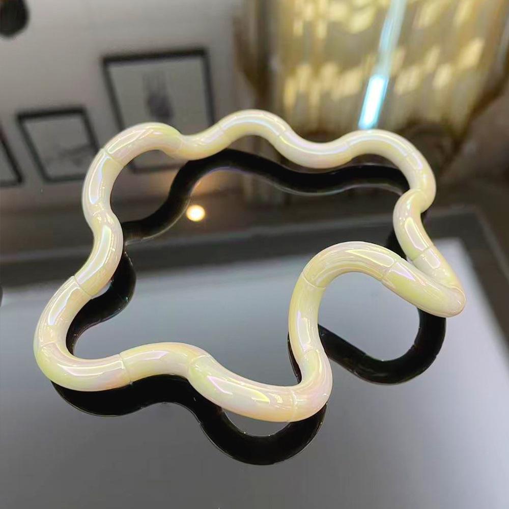 Versatile Tan Focus GL Toy: Twisty Fun Decompression Creative Toy
