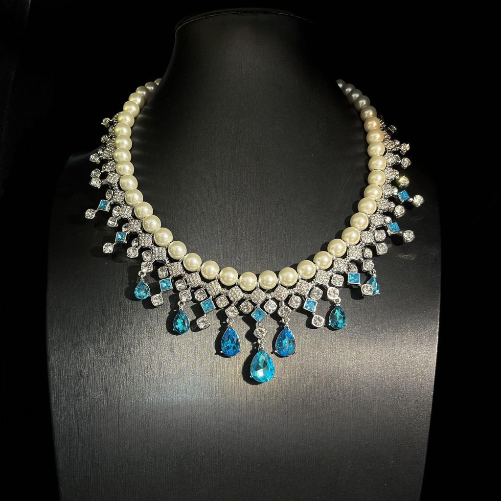 Fashionable Retro Style Inlaid Zircon Blue Droplet Pearl Necklace Earrings Look Elegant And When Worn